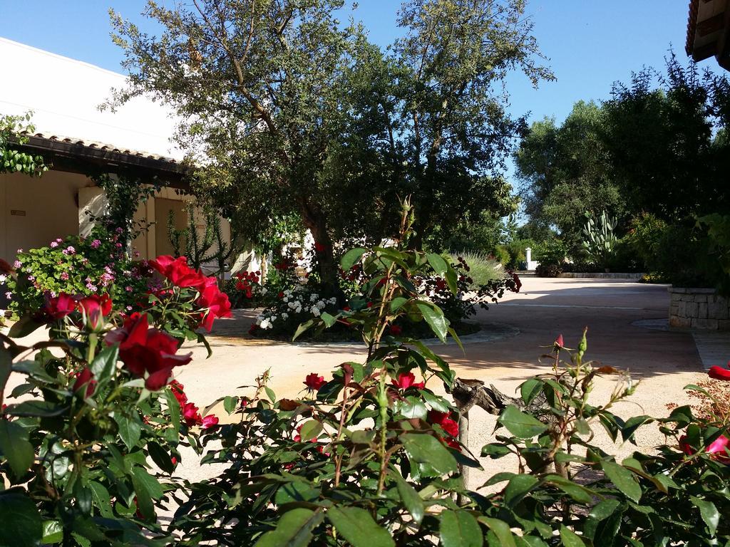 Il Melograno Bed & Breakfast Ceglie Messapica Exterior photo